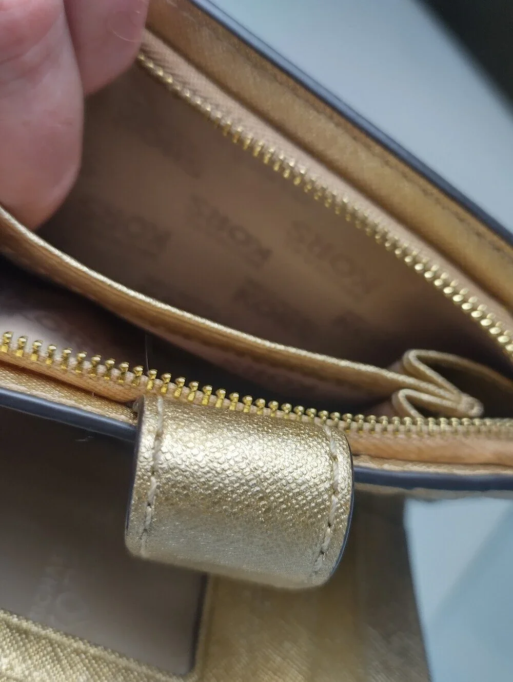 Michael Kors Jet Set Travel Medium Bifold Wallet Pale Gold Leather